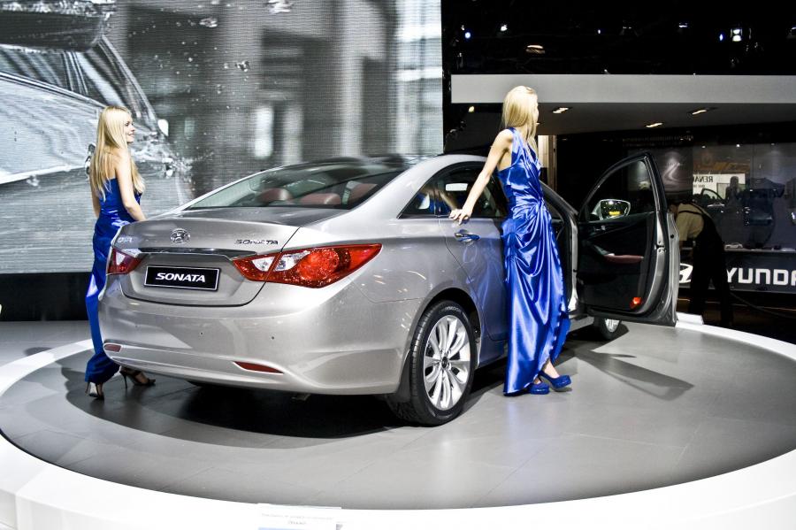  Hyundai Sonata 2010 года  (фото 71 из 162)